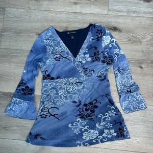INC International Concepts Navy Floral V-Neck Top